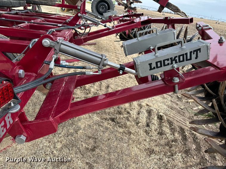 image for item ER8821 2022 Premier Tillage Minimizer 9543 sweep plow