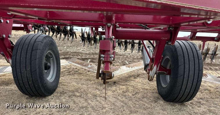 image for item ER8821 2022 Premier Tillage Minimizer 9543 sweep plow