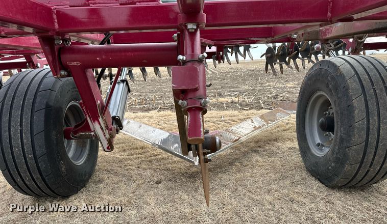 image for item ER8821 2022 Premier Tillage Minimizer 9543 sweep plow