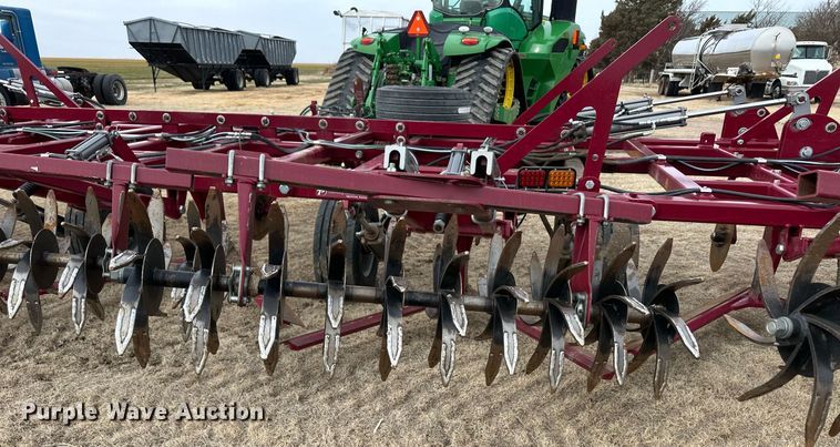 image for item ER8821 2022 Premier Tillage Minimizer 9543 sweep plow