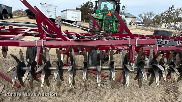 image for item ER8821 2022 Premier Tillage Minimizer 9543 sweep plow