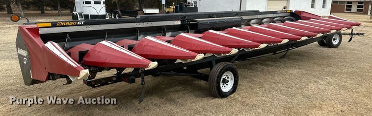 image for item ER8823 Drago GT corn head