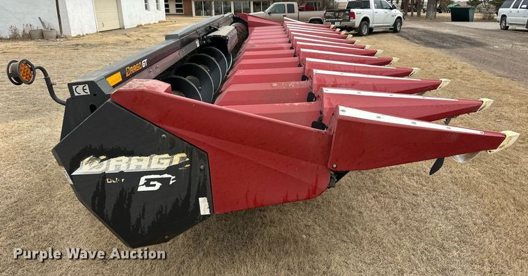 image for item ER8823 Drago GT corn head