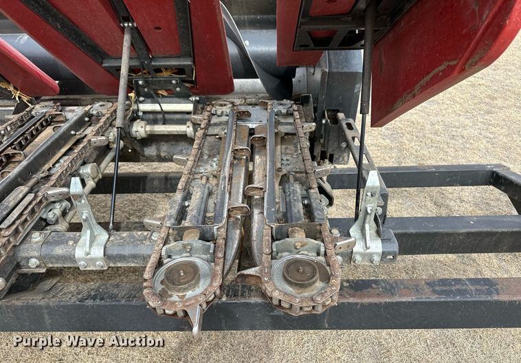 image for item ER8823 Drago GT corn head