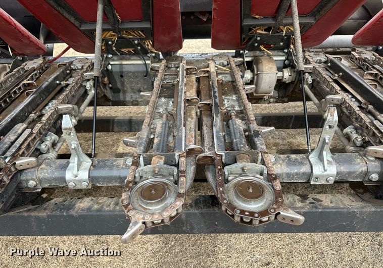 image for item ER8823 Drago GT corn head