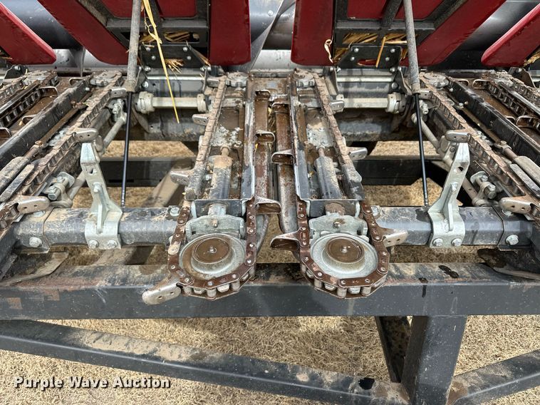 image for item ER8823 Drago GT corn head