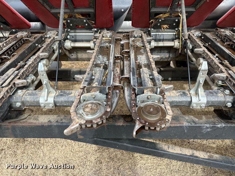 image for item ER8823 Drago GT corn head