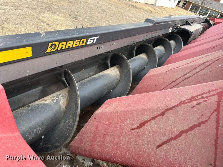 image for item ER8823 Drago GT corn head