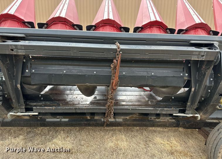 image for item ER8823 Drago GT corn head