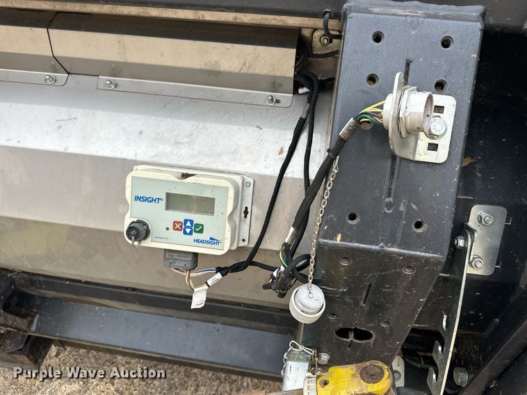 image for item ER8823 Drago GT corn head