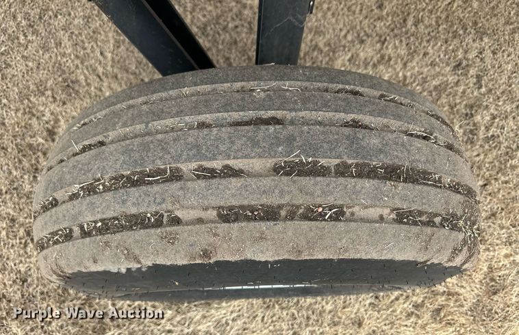 image for item ER8824 2014 Case IH 3162 flex draper head