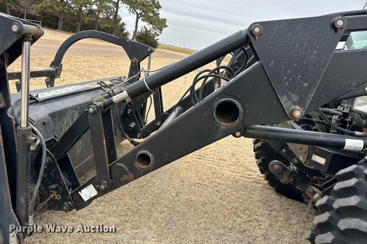 image for item ER8825 2012 New Holland TV6070 bi-directional tractor