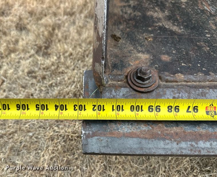 image for item ER8825 2012 New Holland TV6070 bi-directional tractor