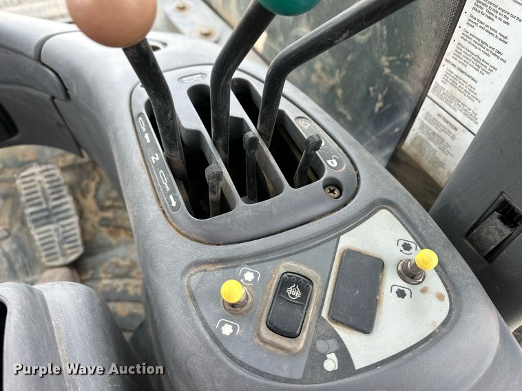 image for item ER8825 2012 New Holland TV6070 bi-directional tractor