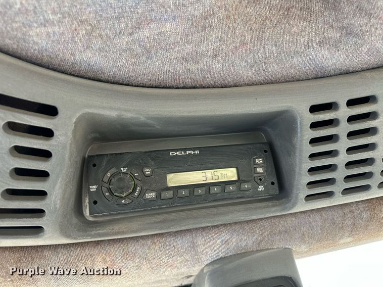 image for item ER8825 2012 New Holland TV6070 bi-directional tractor