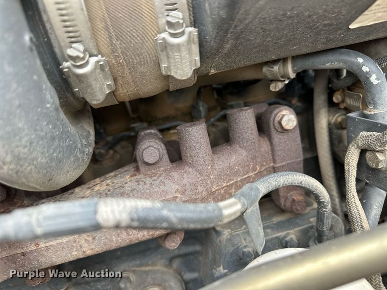 image for item ER8825 2012 New Holland TV6070 bi-directional tractor