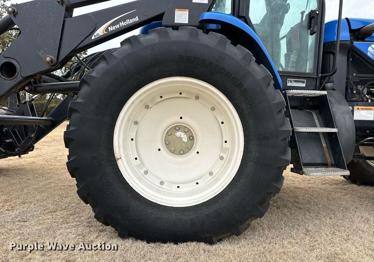 image for item ER8825 2012 New Holland TV6070 bi-directional tractor