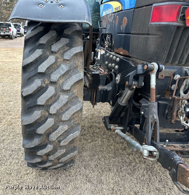 image for item ER8825 2012 New Holland TV6070 bi-directional tractor