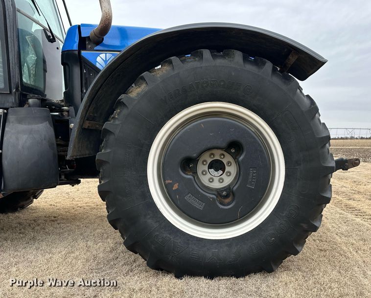 image for item ER8825 2012 New Holland TV6070 bi-directional tractor