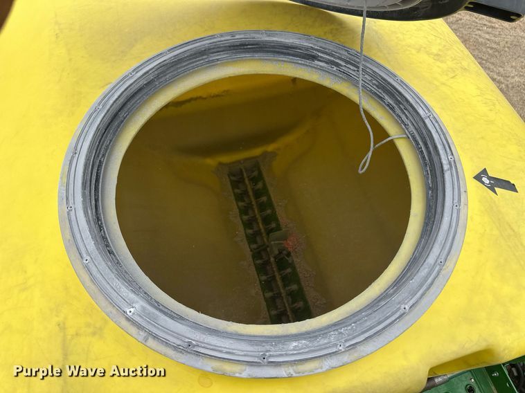 image for item ER8827 2019 John Deere 1775 NT no-till planter