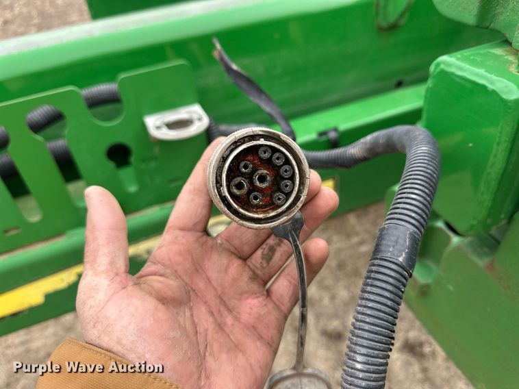 image for item ER8827 2019 John Deere 1775 NT no-till planter