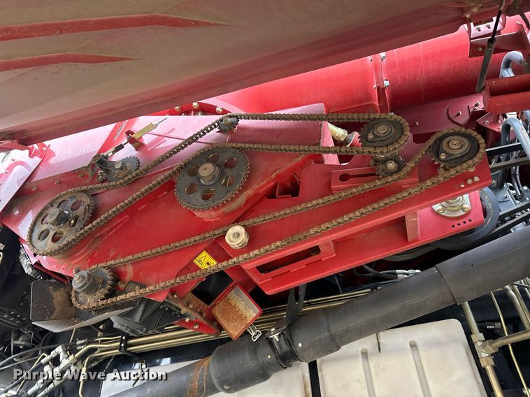 image for item ER8828 2013 Case IH 9230 combine