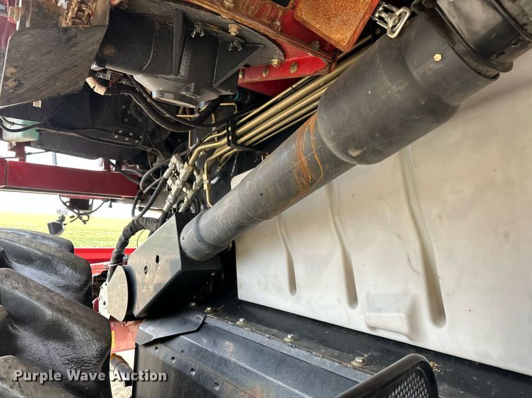 image for item ER8828 2013 Case IH 9230 combine