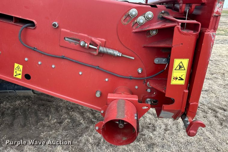 image for item ER8828 2013 Case IH 9230 combine