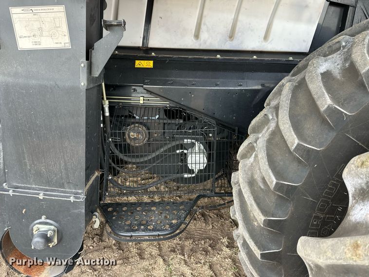 image for item ER8828 2013 Case IH 9230 combine