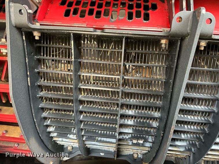 image for item ER8828 2013 Case IH 9230 combine