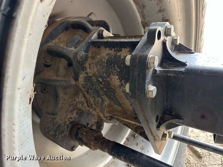 image for item ER8828 2013 Case IH 9230 combine