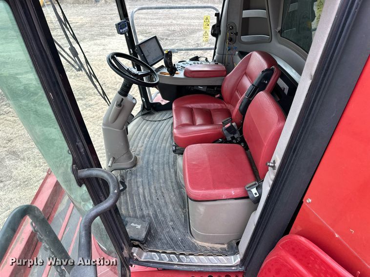 image for item ER8828 2013 Case IH 9230 combine
