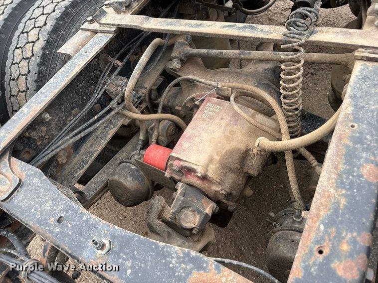 image for item ER8832 2009 Western Star 4900EX semi truck