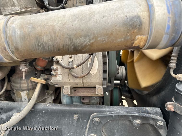 image for item ER8832 2009 Western Star 4900EX semi truck