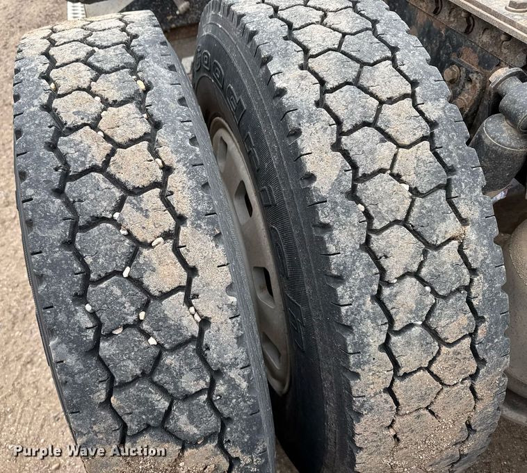 image for item ER8832 2009 Western Star 4900EX semi truck