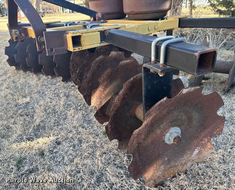 image for item ER8835 Cimarron HT24022 tandem disk