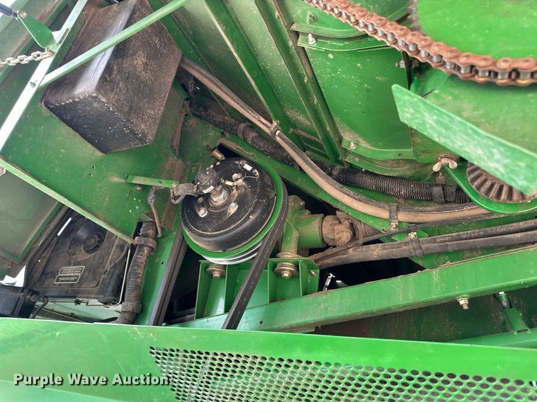 image for item ER8919 2003 John Deere 9750 STS combine