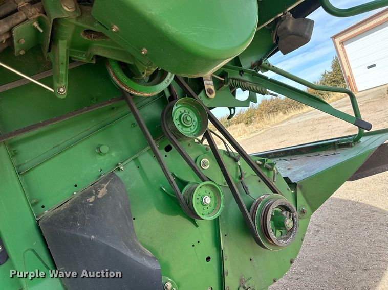 image for item ER8919 2003 John Deere 9750 STS combine