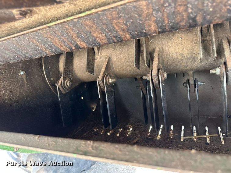 image for item ER8919 2003 John Deere 9750 STS combine