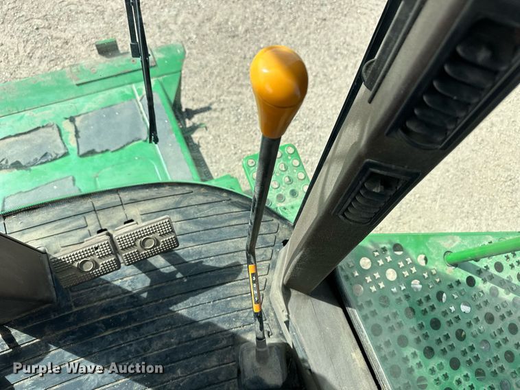 image for item ER8919 2003 John Deere 9750 STS combine