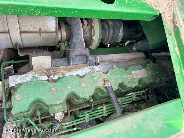 image for item ER8919 2003 John Deere 9750 STS combine
