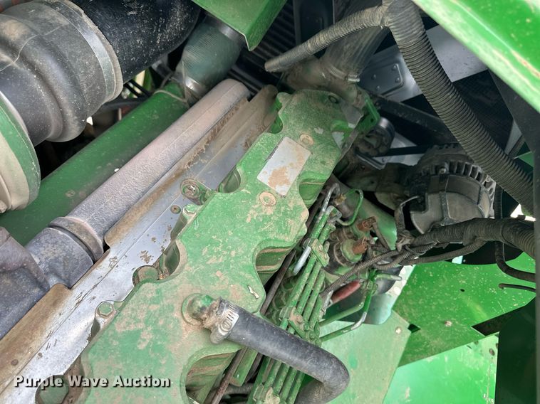 image for item ER8919 2003 John Deere 9750 STS combine