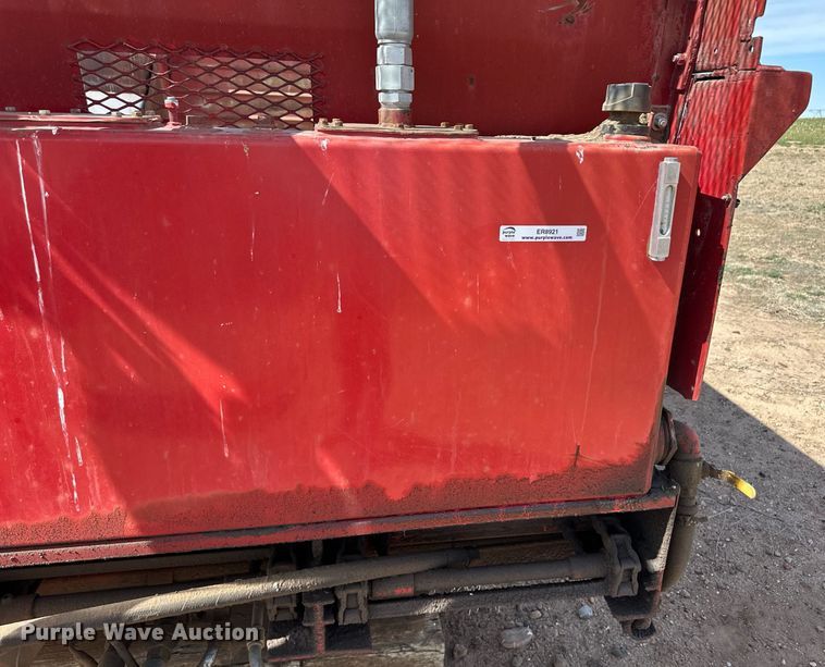 image for item ER8921 2010 MMI HSXHD20 manure spreader bed