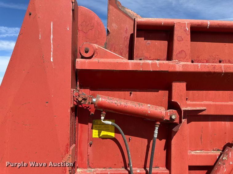 image for item ER8921 2010 MMI HSXHD20 manure spreader bed