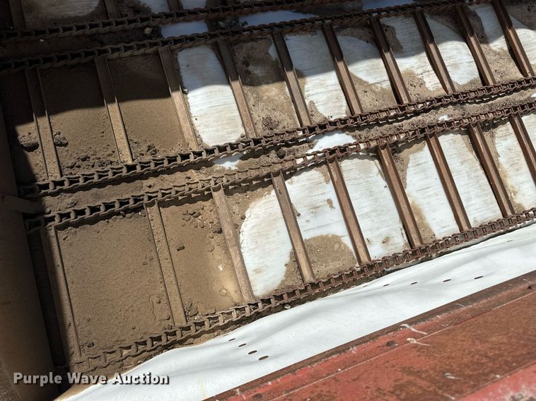 image for item ER8921 2010 MMI HSXHD20 manure spreader bed