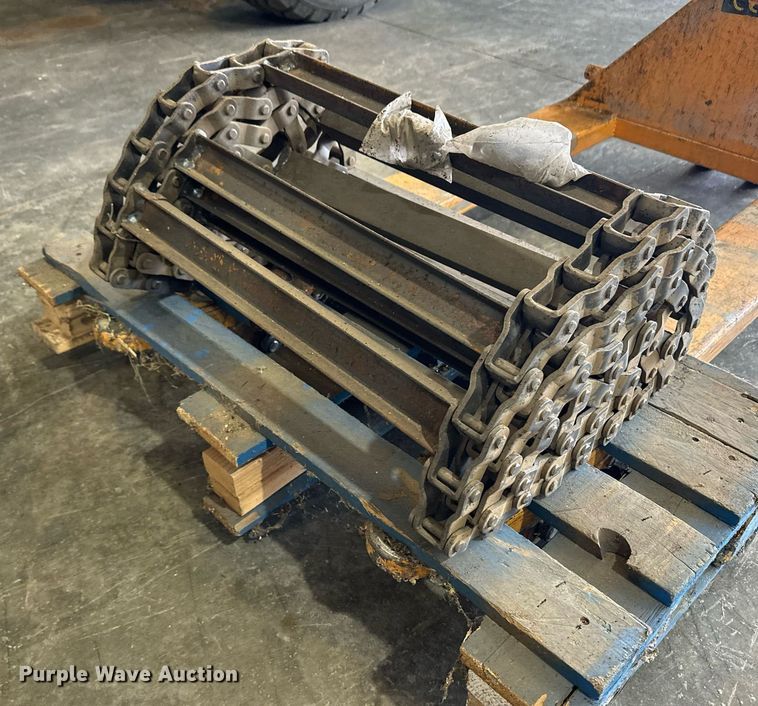 image for item ER8921 2010 MMI HSXHD20 manure spreader bed