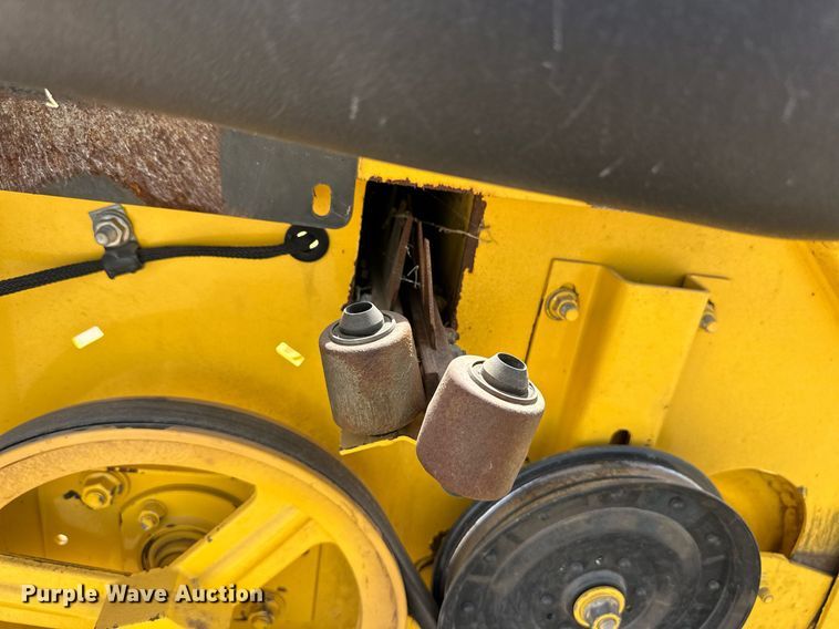 image for item ER8922 2014 New Holland 18HS Haybine rigid head