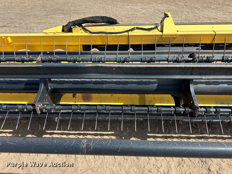 image for item ER8922 2014 New Holland 18HS Haybine rigid head