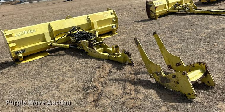 image for item ER8924 Degelman 46/57 blade