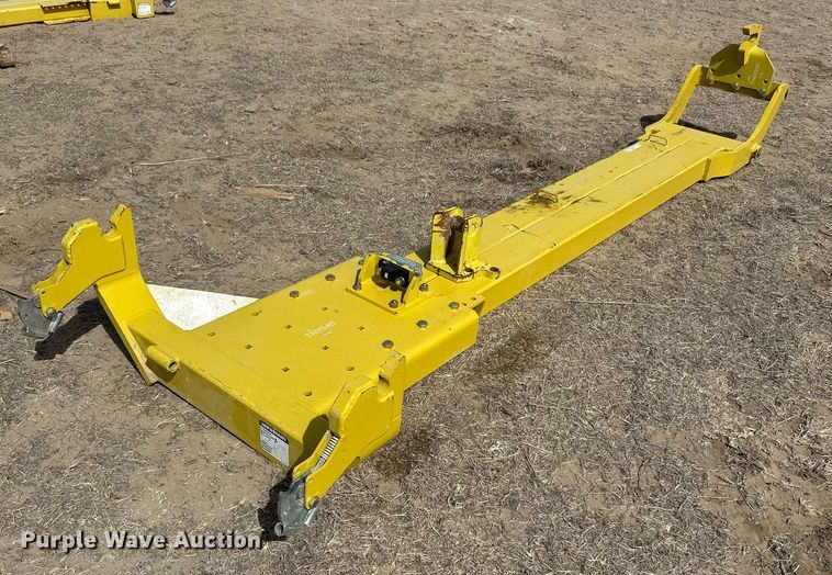 image for item ER8925 Degelman blade mounting bracket